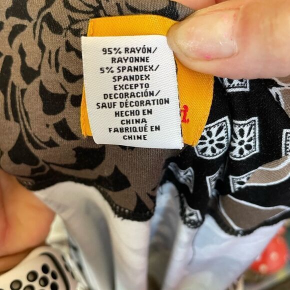 Ruby Road Print Top with 3/4 Sleeve and Accented Neckline, Sz XL - Picture 5 of 7